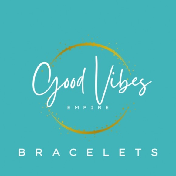 Gold Bracelet - Picture 1 of 1